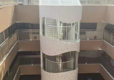 深圳市福田區(qū)翠海幼兒園實景圖（風雨樓梯）