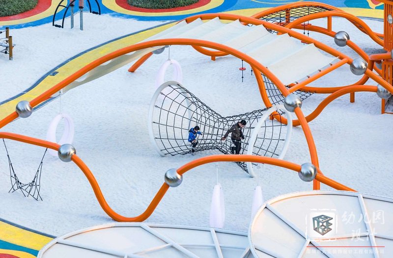 大型幼兒園玩具、游樂設(shè)施